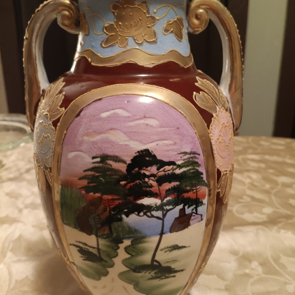 Handpainted  nippon vase japan